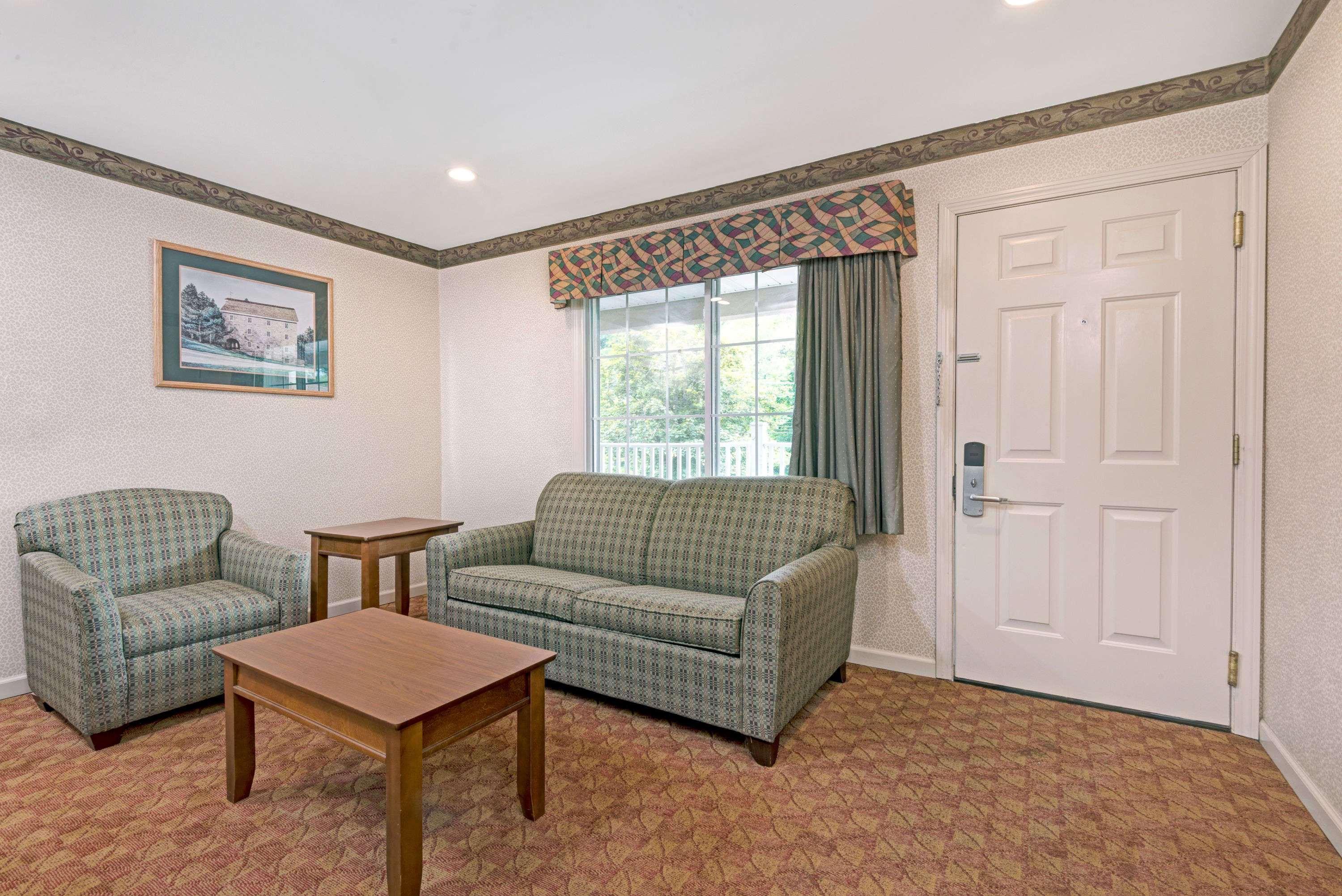 Days Inn By Wyndham Ridgefield Zewnętrze zdjęcie
